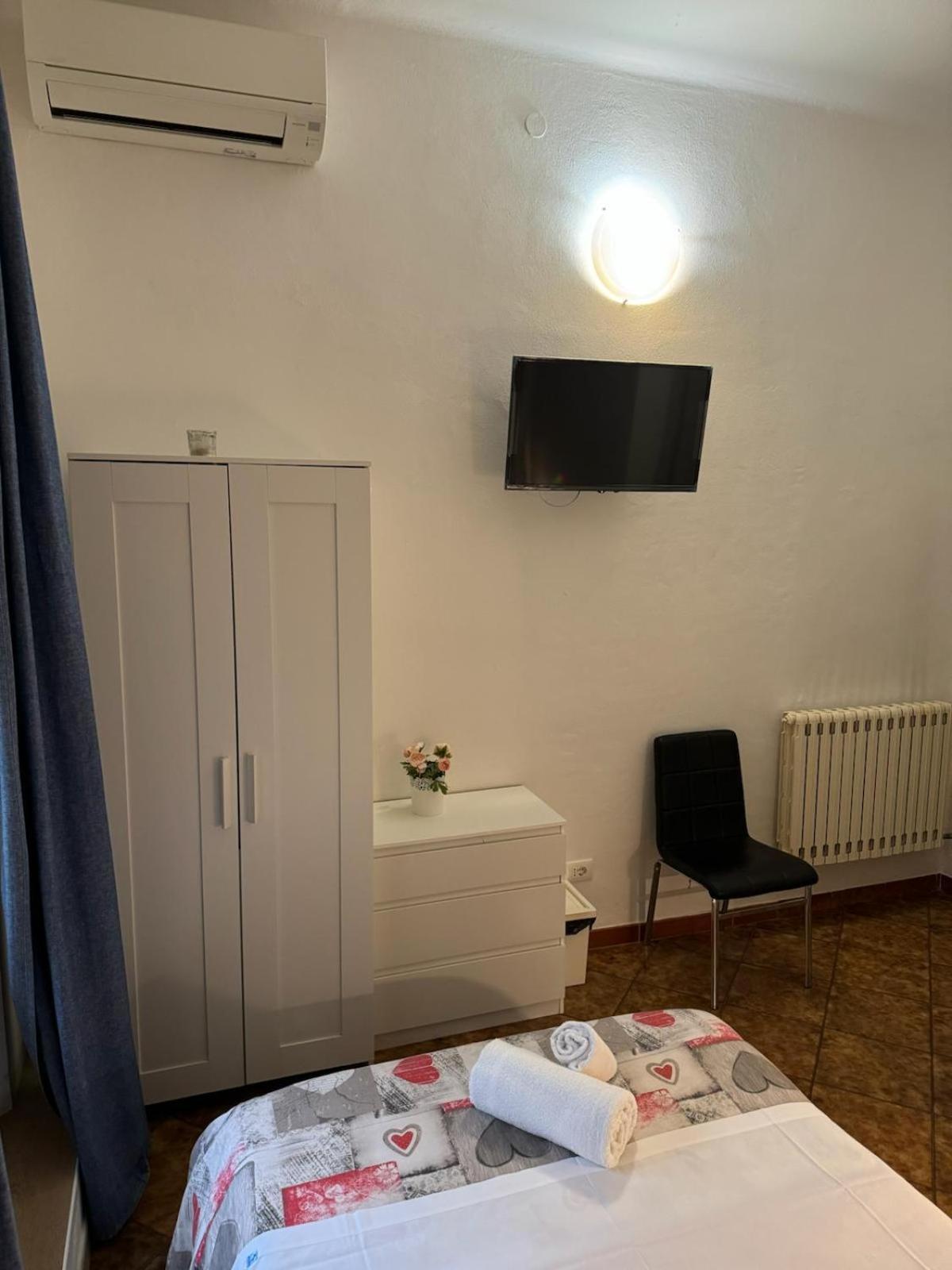 Crown Guest House Pisa Exteriér fotografie